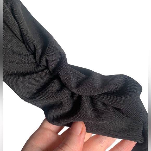 L’ACADEMIE Black Mae Crop Top size medium - Picture 6 of 11